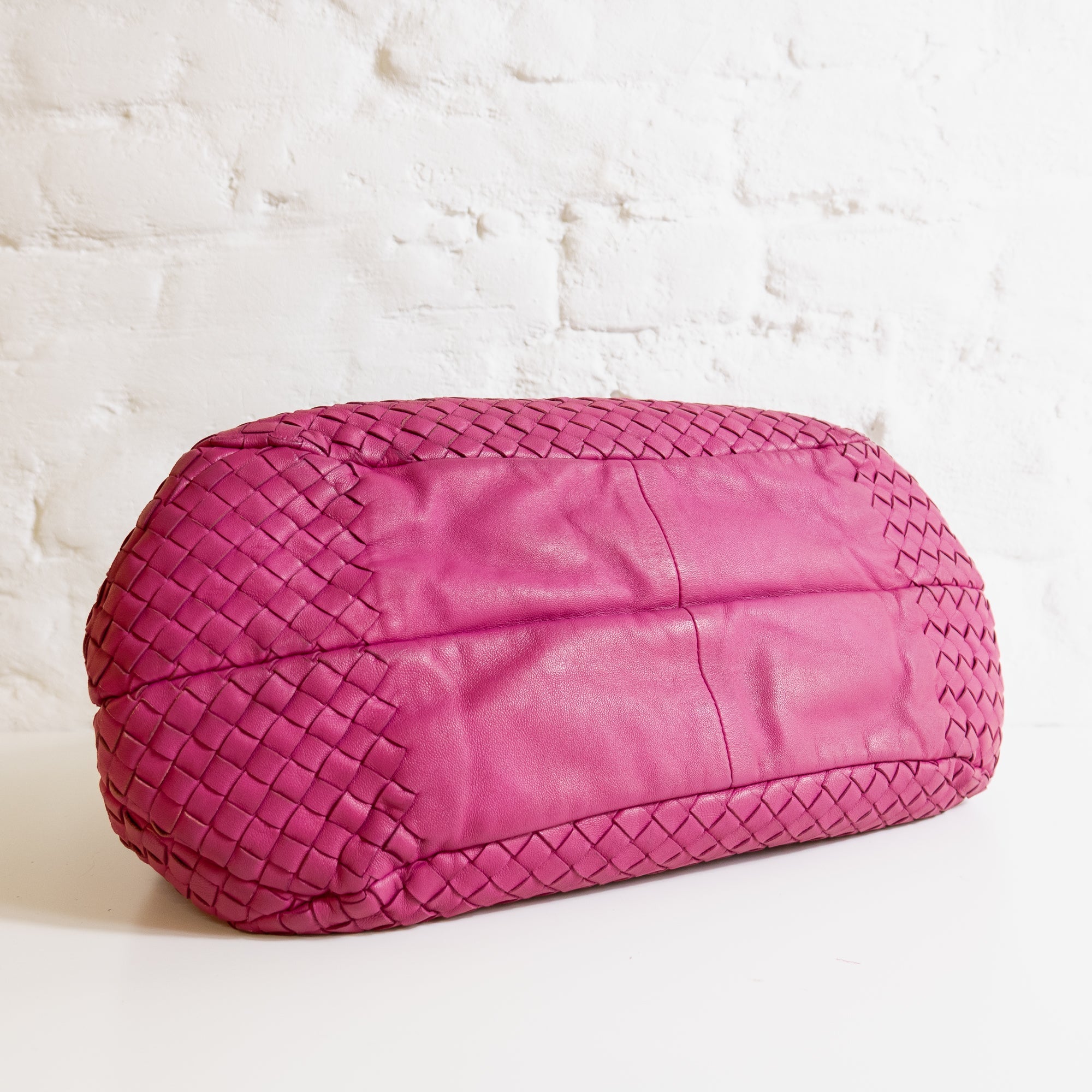 Bottega Veneta Intrecciato hobo rose Lola Collective