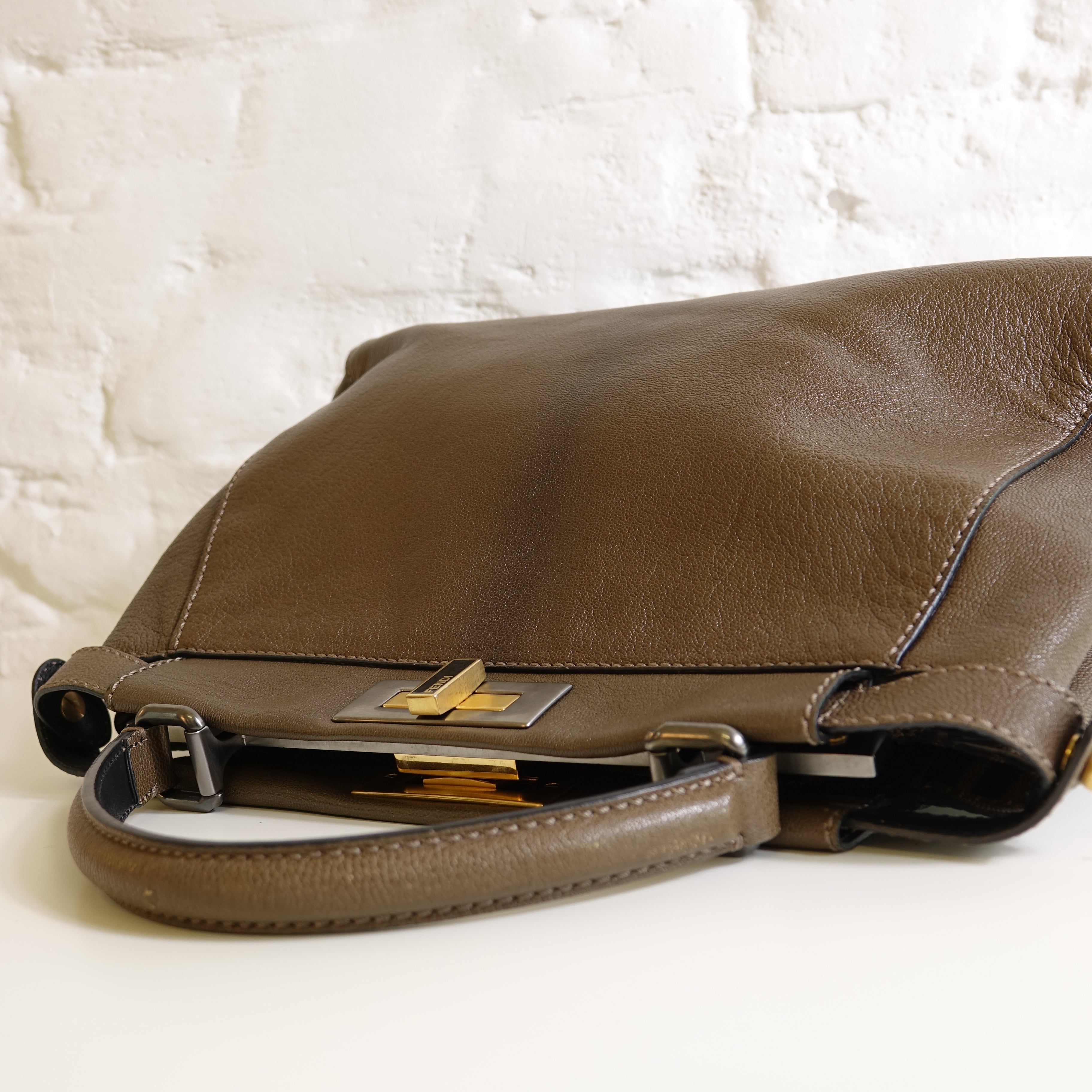 Fendi Peekaboo marron Lola Collective