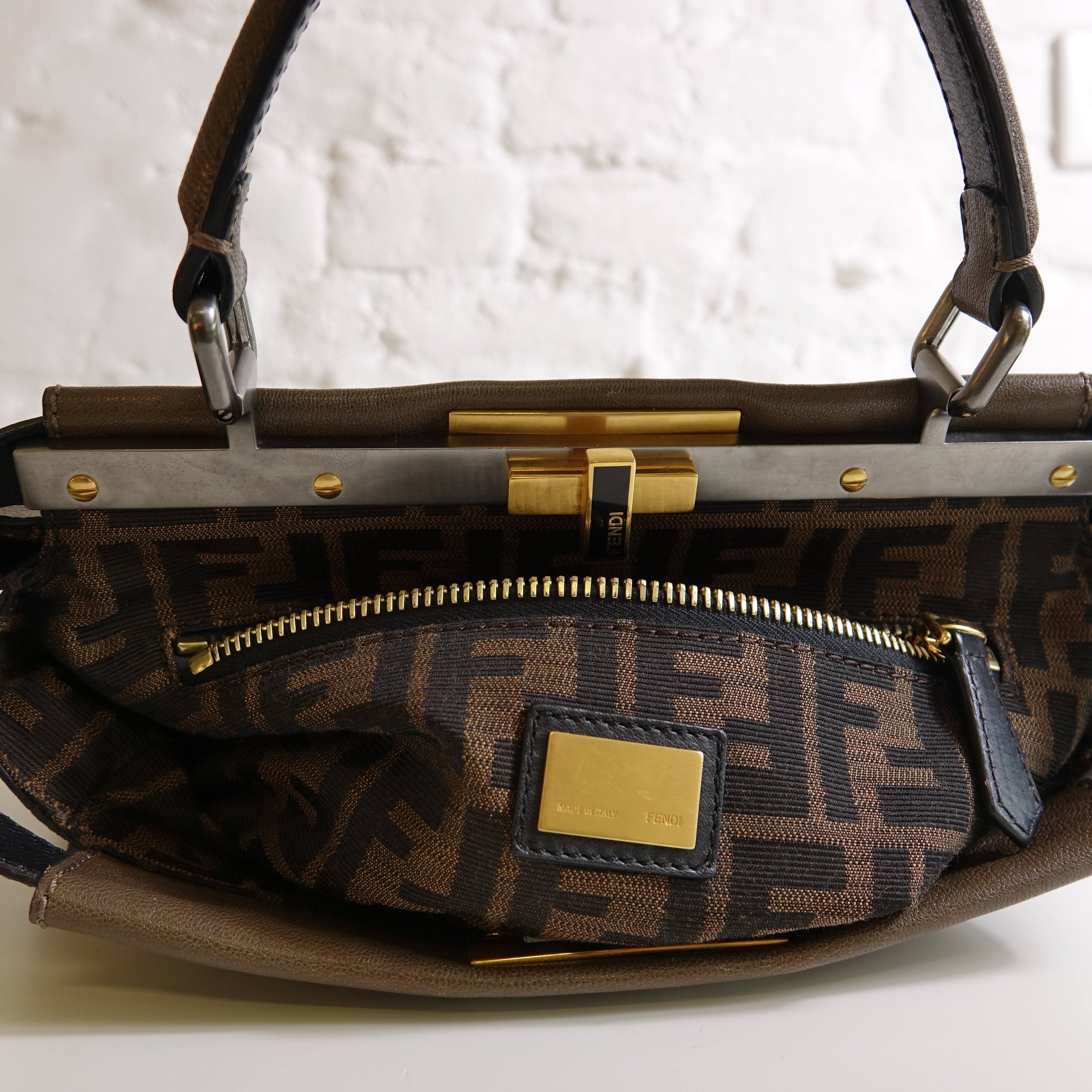 Fendi Peekaboo marron Lola Collective